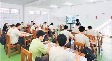 以语言互通促民心相通