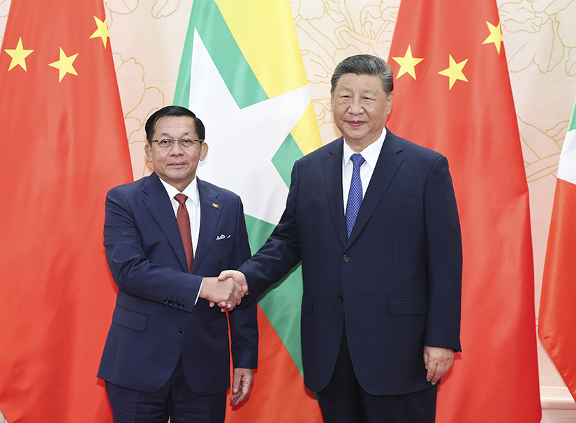 习近平会见缅甸代总统敏昂莱