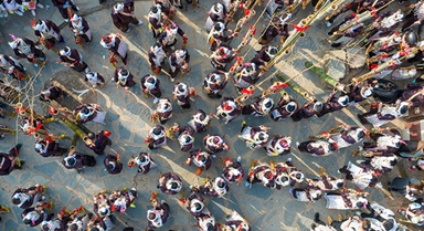 贵州从江:岜沙苗寨欢度芦笙节