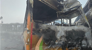 印度10车连环相撞致4死25伤