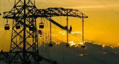 中老电力联网工程建设上演"高空芭蕾"