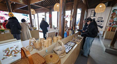 浙江金华：打造特色文旅新消费场景