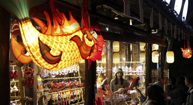 杭州：西溪灯会开启