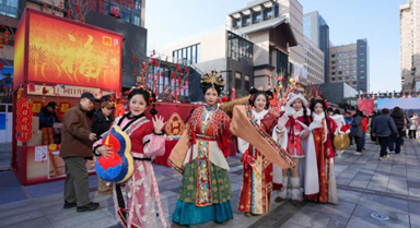 北京：隆福新春喜迎年