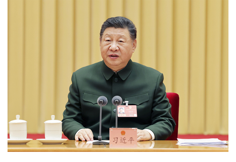 习近平出席解放军和武警部队代表团全体会议