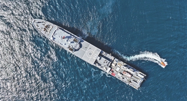 北部战区海军某支队开展协同救援训练